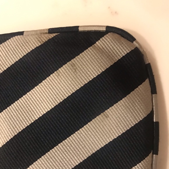 J. Crew small purse with chain strap. Lightweight and perfect for a night out! - Picture 10 of 10